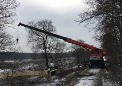 Montaż kładki dla pieszych